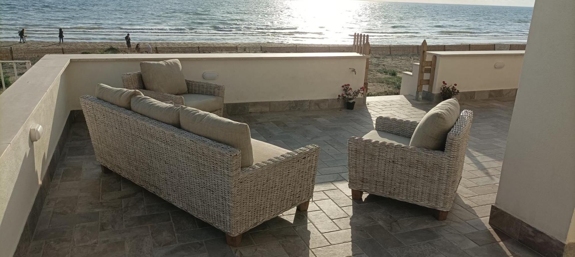 The Suite On The Beach Торваяника Экстерьер фото